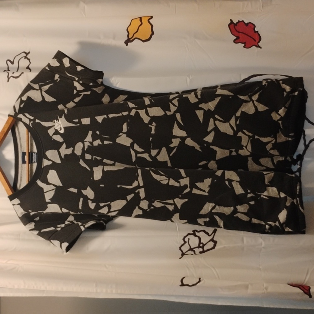 EUC Nike Sweatshirt Dress Small